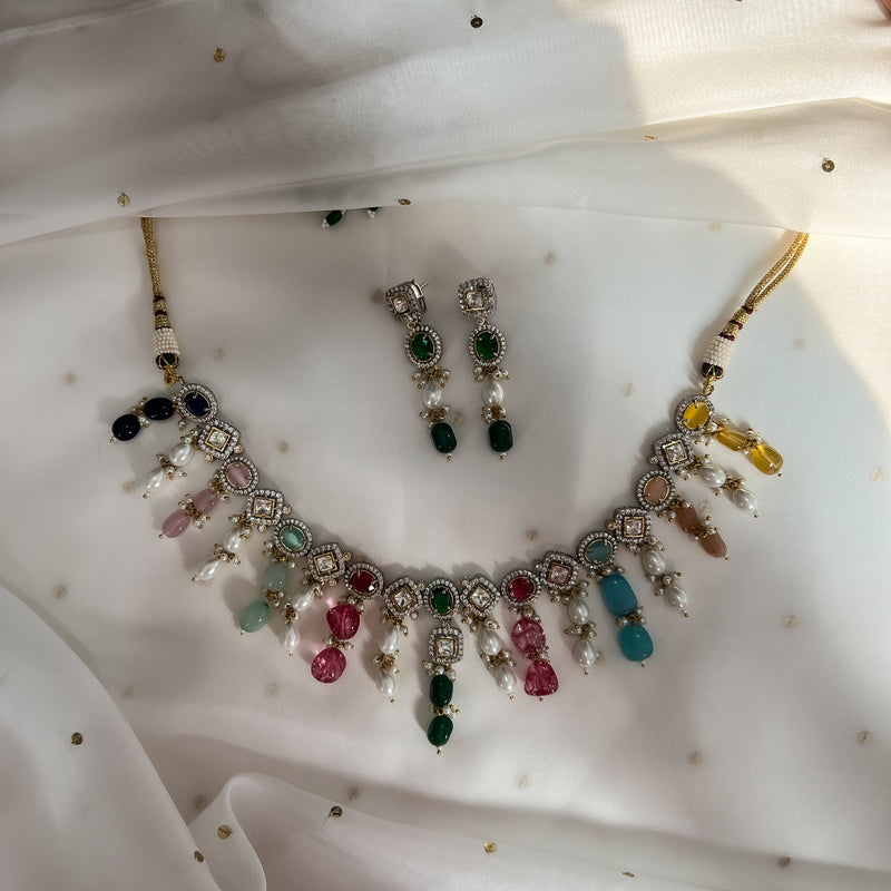 Riyaaz Sparkle Necklace