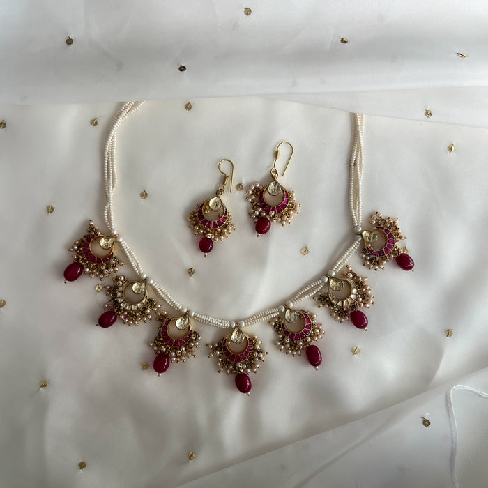 BollyGlow Gems Necklace