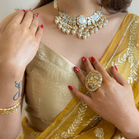 Madhubala Floral Mother Of Pearl Necklace