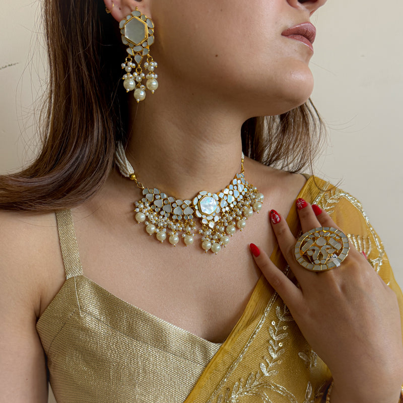 Madhubala Floral Mother Of Pearl Necklace